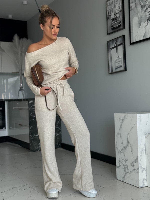Dzianinowy komplet masełko bluza+spodnie jasny beż - Butik damski Szyk i Styl