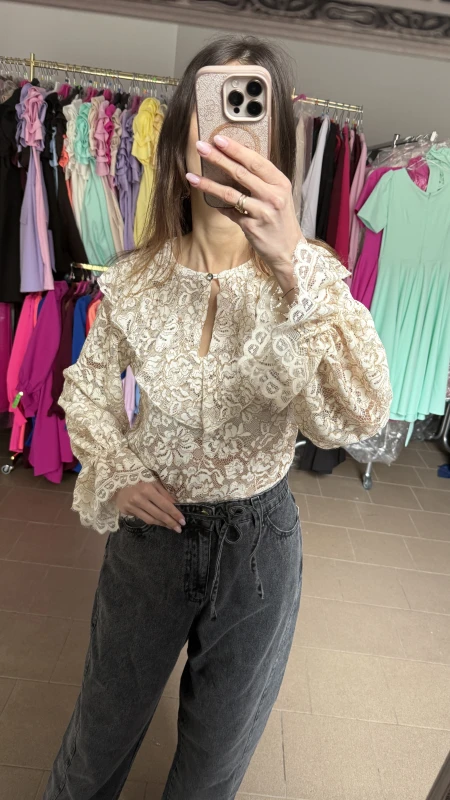 Koronkowa bluzka beż  - Butik damski Szyk i Styl