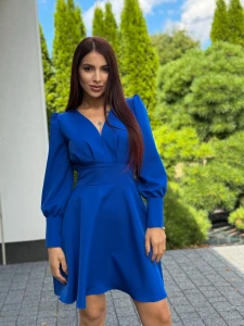 Sukienka mini Lou Marina wiązana z kokarda chaber 
